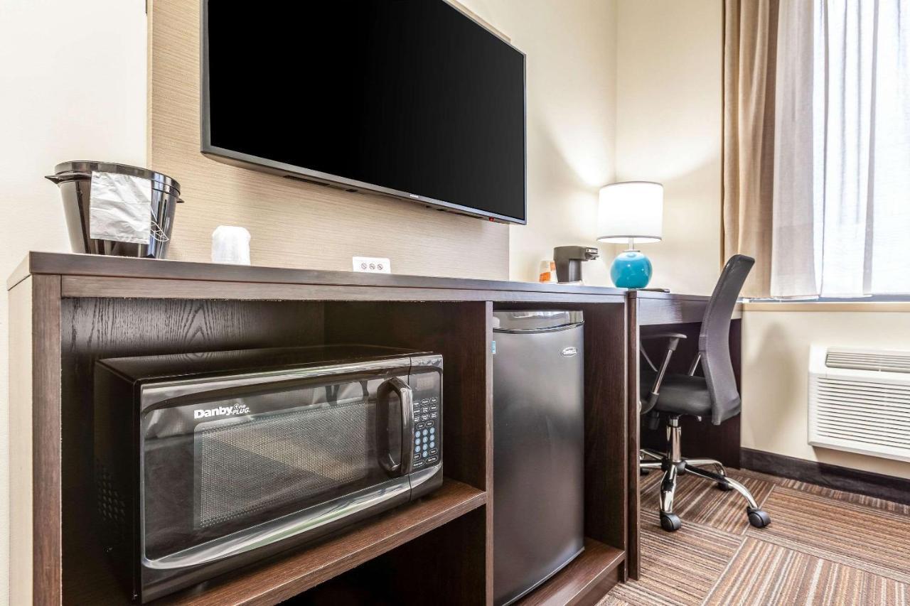 Van Wyck Hotel & Suites Near Jfk Airport ニューヨーク エクステリア 写真